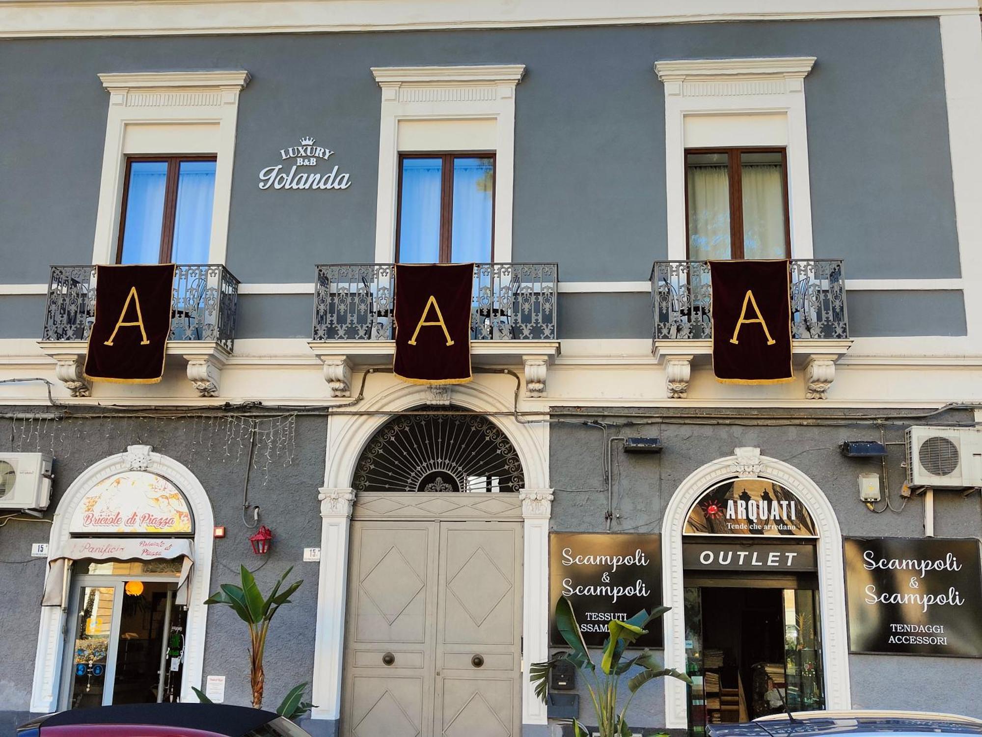 Luxury B&B Iolanda Catania Bagian luar foto